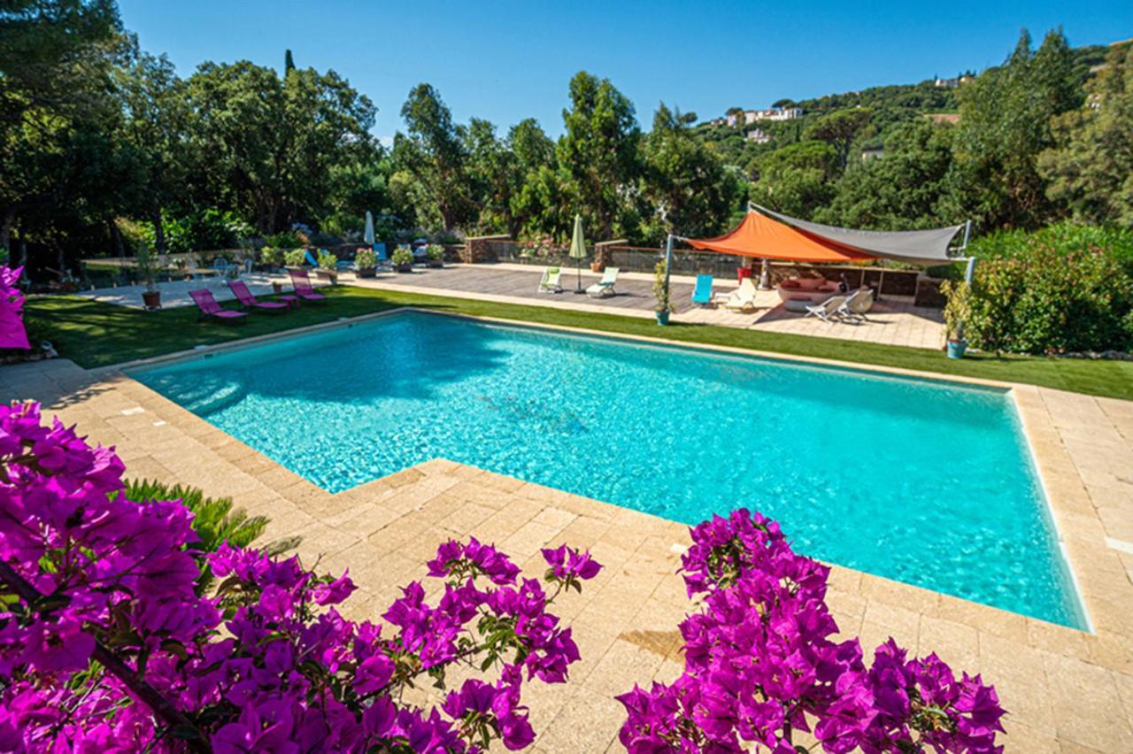 La Villa Romeo, Piscine Et Spa 생트막시메 외부 사진